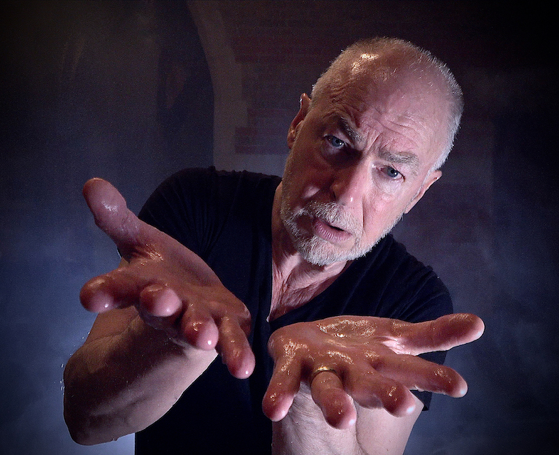 Review: Macbeth (solo) – Old Red Lion Theatre, London