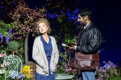 Review of Indian Ink, by Tom Stoppard starring Felicity Kendall, at Hampstead Theatre, London, 2026