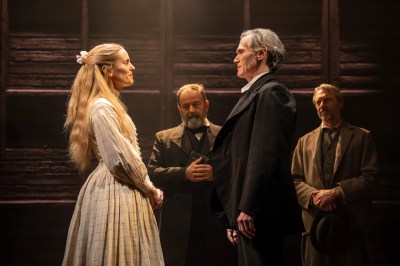 Review of High Noon at the Harold Pinter Theatre with Denise Gough and Billy Crudup, in 2026, London.