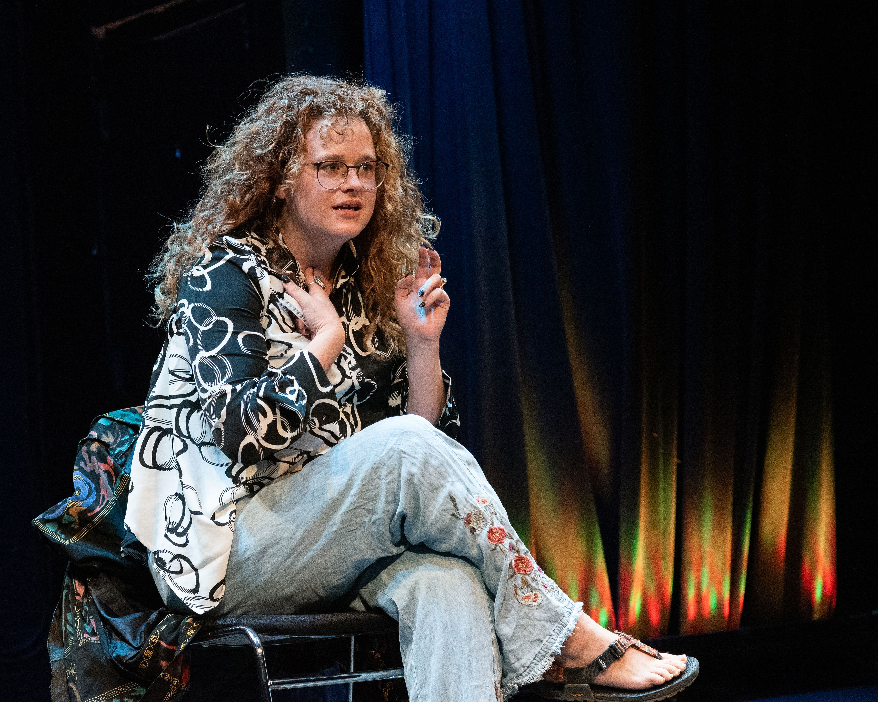 'Five From The Fringe' Interview: Sara Malinowski discusses 'Girlfriends'